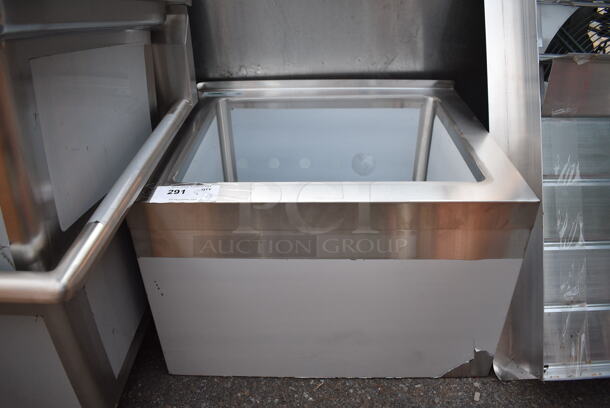 BRAND NEW SCRATCH AND DENT! Regency 600SM162012 25" 16-Gauge Stainless Steel One Compartment Floor Mop Sink - 20" x 16" x 12" Bowl - Image 3 of 5