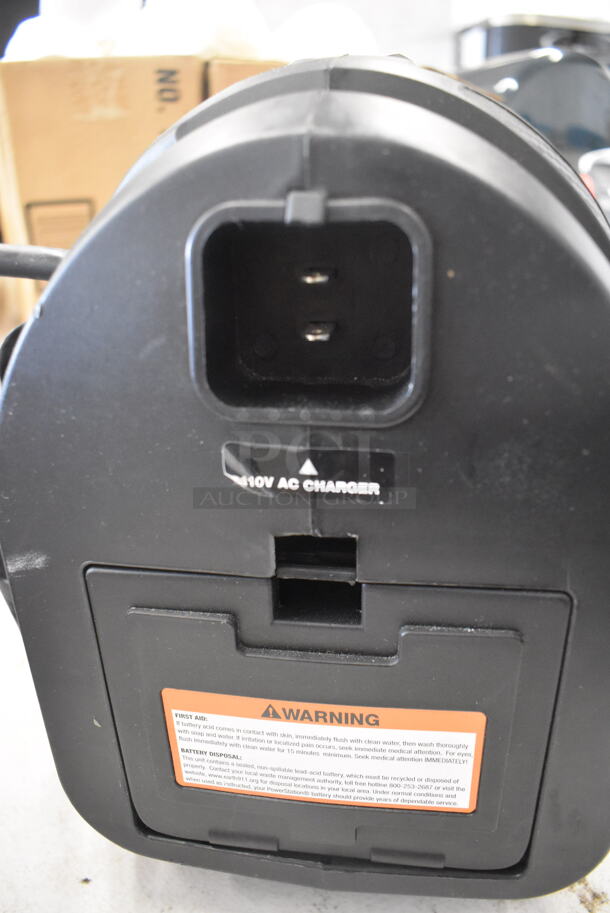 Powerstation PSX3 Jump Start Box and Tire Inflator 110V - Image 6 of 6