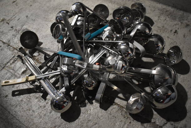 ALL ONE MONEY! Crate of Various BRAND NEW Items Including Ladles - Image 2 of 5