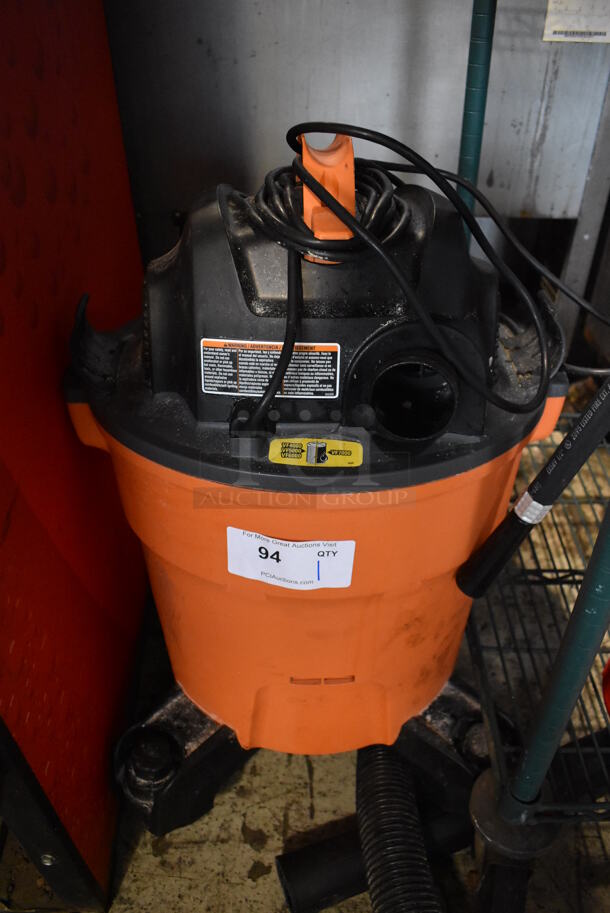 Rigid Orange and Black Wet Dry Shop Vac Vacuum Cleaner. 17x17x28. Tested and Working!