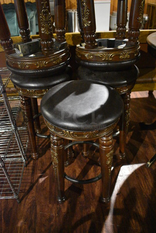 6 Wood Pattern Bar Height Stools w/ Black Seat Cushion. 16x16x30. 6 Times Your Bid! (lounge)