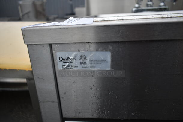 QualServ Stainless Steel Commercial Single Bay Portable Sink on Commercial Casters. - Image 4 of 6
