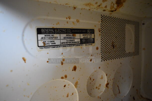 General Electric Model JES1142SF001 Metal Countertop Microwave Oven w/ Plate. 21x15x12 - Image 5 of 5