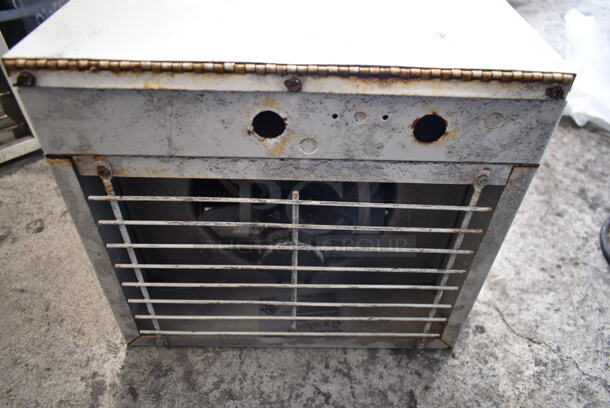 Fahrenheat FUH54CA Metal Ceiling Mount Air Heater. 240 Volts.   - Image 5 of 7