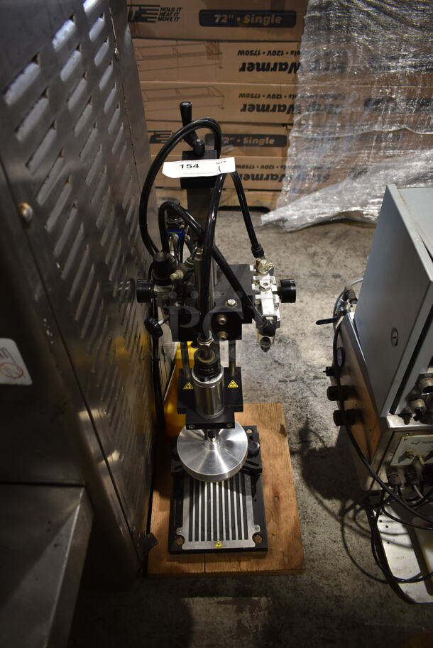 Kinex Cappers SA-2010 Metal Commercial Countertop Bottle Capping Machine. Tested and Working! - Image 1 of 6