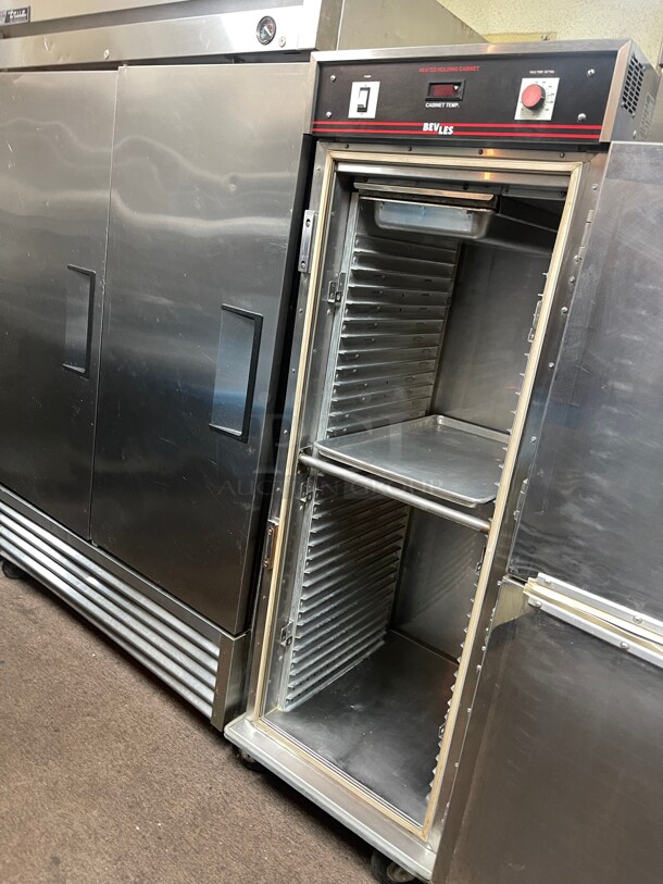 Working! Bevles Full Size Commercial Heated Cabinet Hot Food Bevles NSF CA70 Warmer Transport NSF 115 Volt Tested and Working! - Image 6 of 6