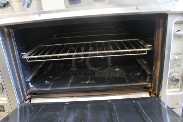 Vulcan H45 Stainless Steel Commercial Natural Gas Powered 10 Burner Range w/ 2 Ovens, Over Shelf and Back Splash. - Image 7 of 11