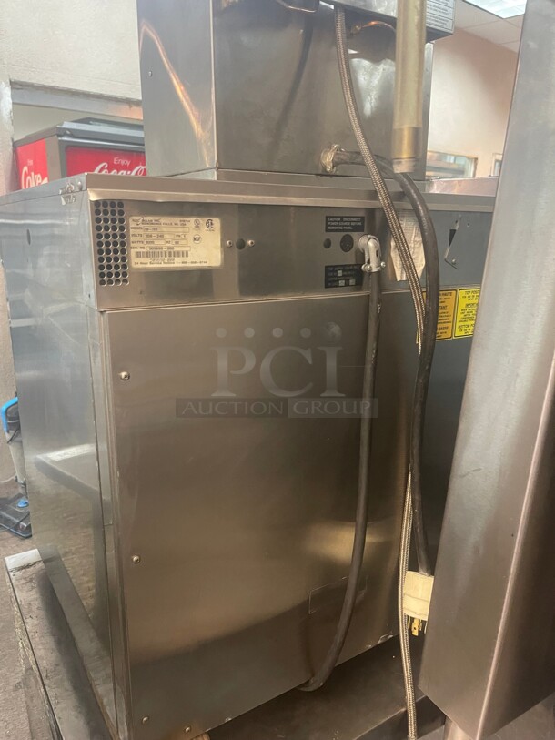 Working! Alto Shaam Cook and Hold Commercial Oven 220 Volt 1 Phase NSF Tested and Working! - Image 9 of 9