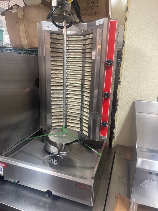 Brand New! Commercial Gyro Machine NSF El Pastor 220 Volt 3 Phase Can not Test Due to Plug! - Image 2 of 8
