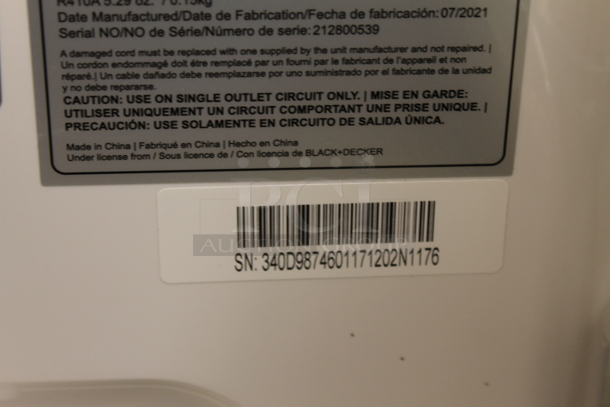 BRAND NEW SCRATCH AND DENT! Black & Decker BD22MWSA 22 pint 1500 sq. ft. Dehumidifier. 115 Volts, 1 Phase. Tested and Working! - Image 6 of 6