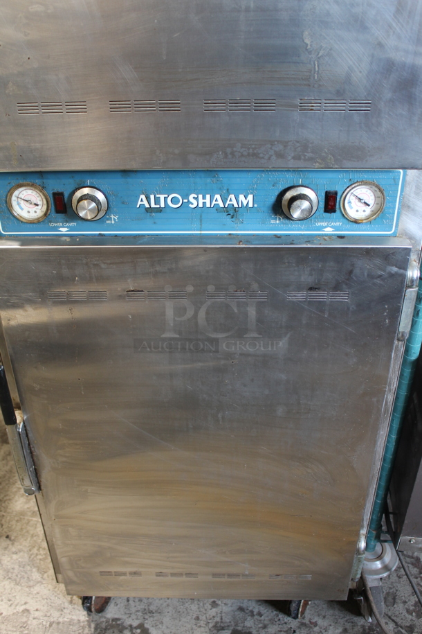 Alto Shaam 1000-UP/SR Halo Heat Stainless Steel Commercial 2 Half Size Door Holding Cabinet on Commercial Casters. 208-240 Volts, 1 Phase.  - Image 3 of 9