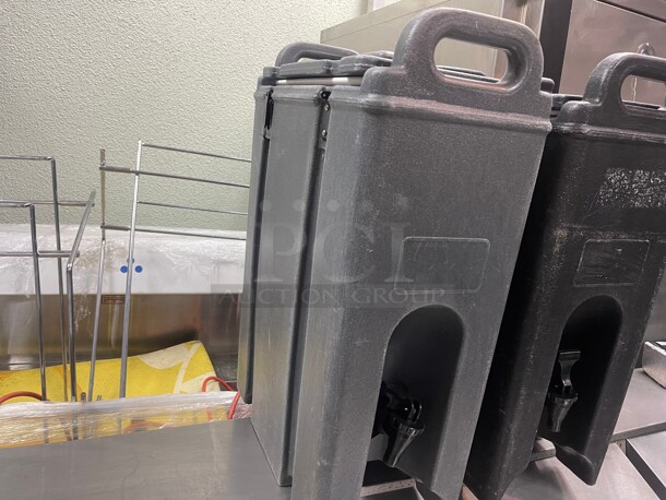 Clean! Cambro Heat Or Cold Commercial Heavy Duty Beverage Dispenser NSF   - Image 5 of 9