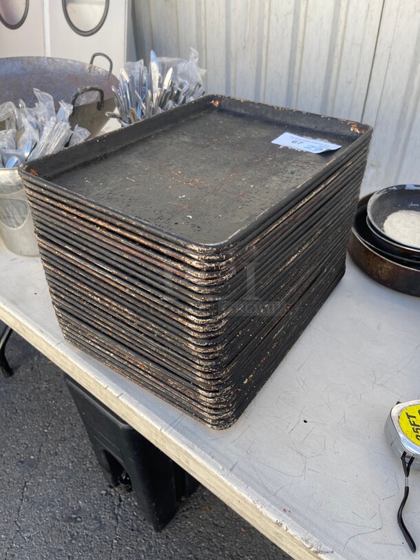 Commercial Aluminum 1/2 Sheet Great For Baking NSF - Image 2 of 7