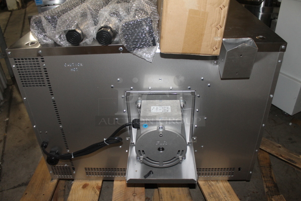 BRAND NEW SCRATCH AND DENT! Cooking Performance Group CPG 351FEC100D Stainless Steel Commercial Single Deck Standard Depth Full Size Electric Convection Oven w/ View Through Doors, Metal Oven Racks and Thermostatic Controls. Comes w/ Legs. 240 Volts, 1 Phase. - Image 6 of 8