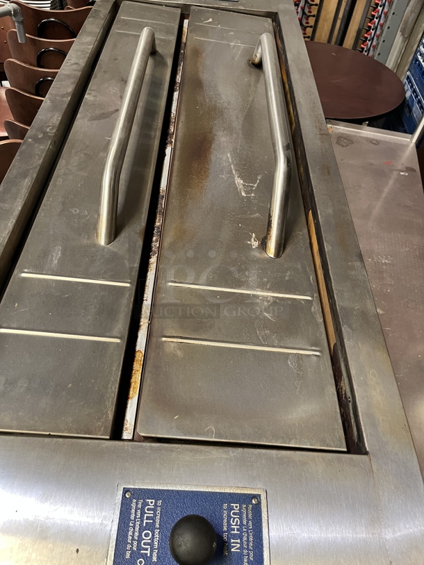 Bakers Pride Double Stack Deck Pizza Oven, LP Gas, Tested & Working! - Image 2 of 5