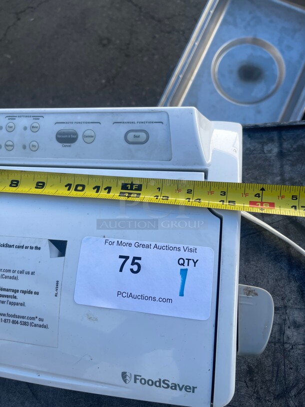 Clean! FoodSaver Compact Vacuum Sealer Machine Airtight Food Storage and Sous Vide, White NSF 115 Volt Tested and Working! - Image 7 of 7
