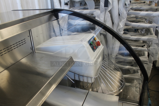 BRAND NEW SCRATCH AND DENT! 2022 Avantco 224BHAC63 Stainless Steel Commercial Black Metal Commercial Horizontal Air Curtain Merchandiser. See Pictures for Broken Side Glass Panel. 115 Volts, 1 Phase. Tested and Working! - Image 7 of 9