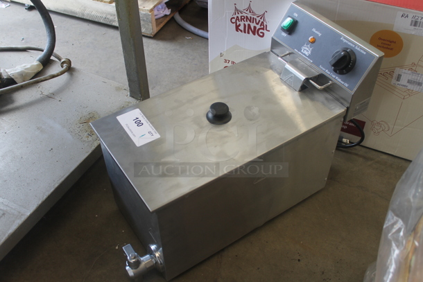 LIKE NEW! Carnival King 382CDF17A Stainless Steel Commercial Countertop Electric Powered Corn Dog Fryer w/ Lid. 120 Volts, 1 Phase. Unit Has Only Been Used a Few Times! Tested and Working! - Image 3 of 7