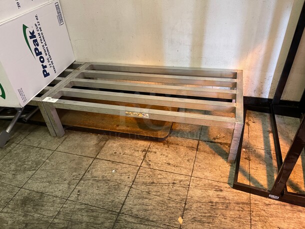 Regency 48 in x 24 in x 12 in Commercial Aluminum Dunnage Rack - 1630 lb. Capacity NSF Great For Food Storage  - Image 3 of 6
