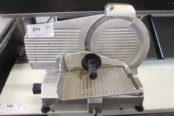 Globe C10 Stainless Steel Commercial Countertop Meat Slicer w/ Blade Sharpener. 115 Volts, 1 Phase. Tested and Working! - Image 1 of 5