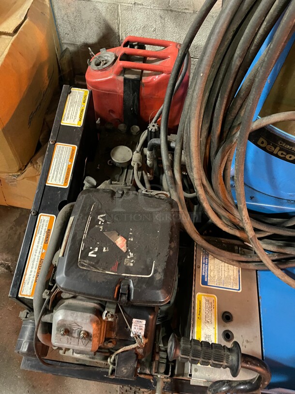 Working! Delco 4300 Equalizer Hot Water Pressure Washers & Steam Cleaners With Gas Engines and Electric Motors - Image 6 of 9