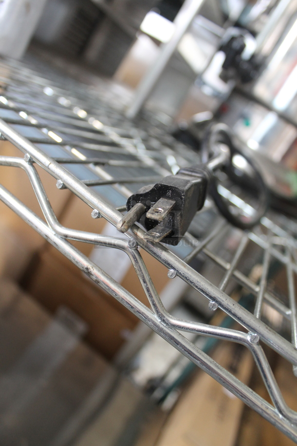 Hamilton Beach D50065 Stainless Steel Countertop Percolating Urn. 120 Volts, 1 Phase. - Image 9 of 9