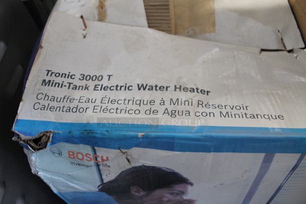IN ORIGINAL BOX! Bosch Mini Tank ES4 Electric Water Heater. - Image 2 of 6