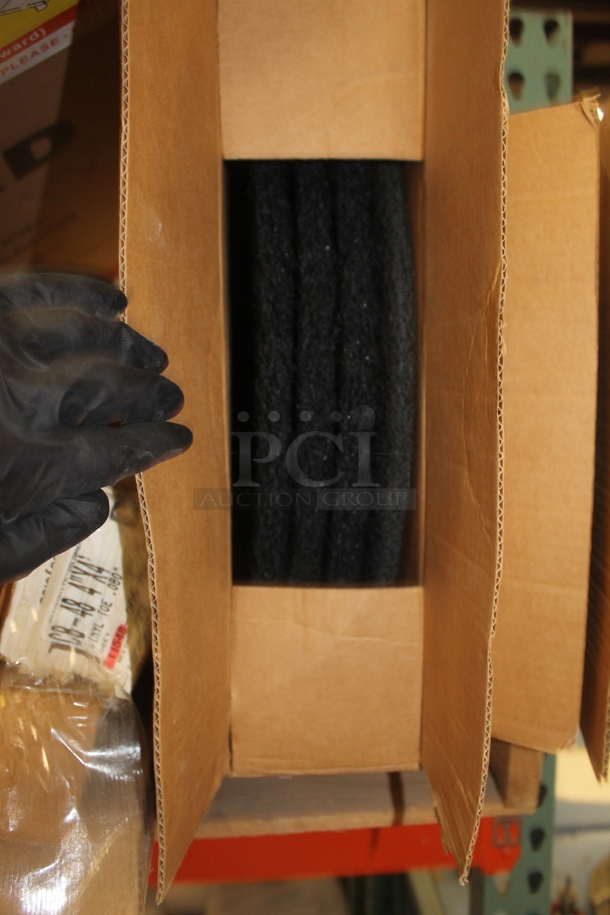 ALL ONE MONEY! PALLET LOT of Various Items Including Vinyl Toe Trim and Cleaning Pads . BUYER MUST REMOVE. - Image 6 of 8