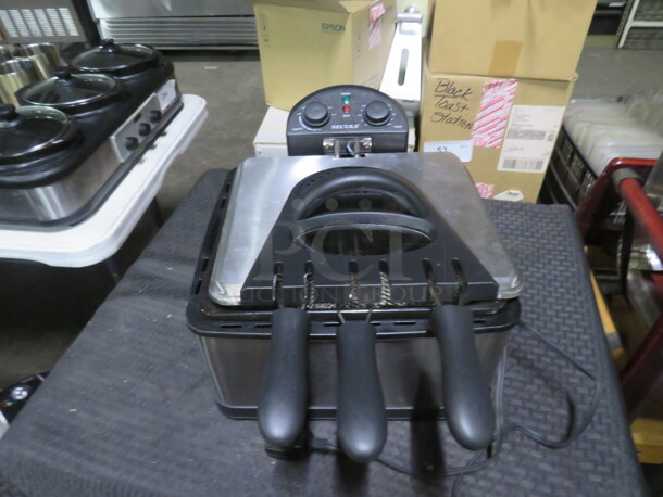 One Secura Deep Fryer With 2 Small And 1 Large Basket. Model# L-DF401B-T. 120 Volt. 1700 Watt. - Image 1 of 4