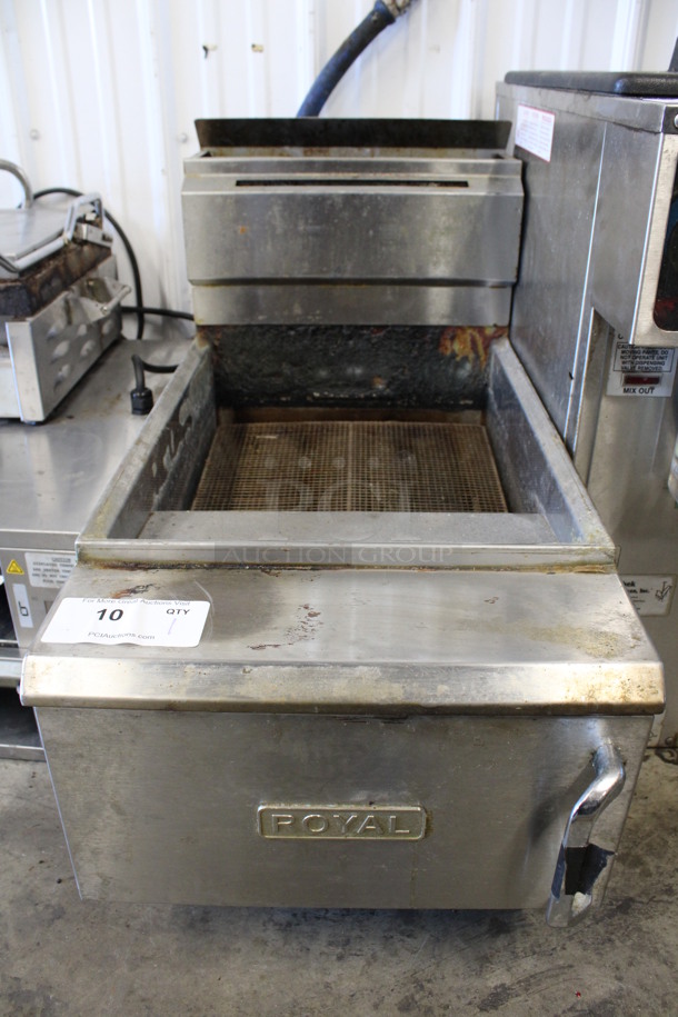 Royal Model RCF-25 Stainless Steel Commercial Countertop Propane Gas Powered Deep Fat Fryer. 54,000 BTU. 16x30x25