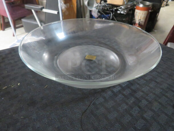 8 Inch Glass Bowl. 10XBID - Image 1 of 1