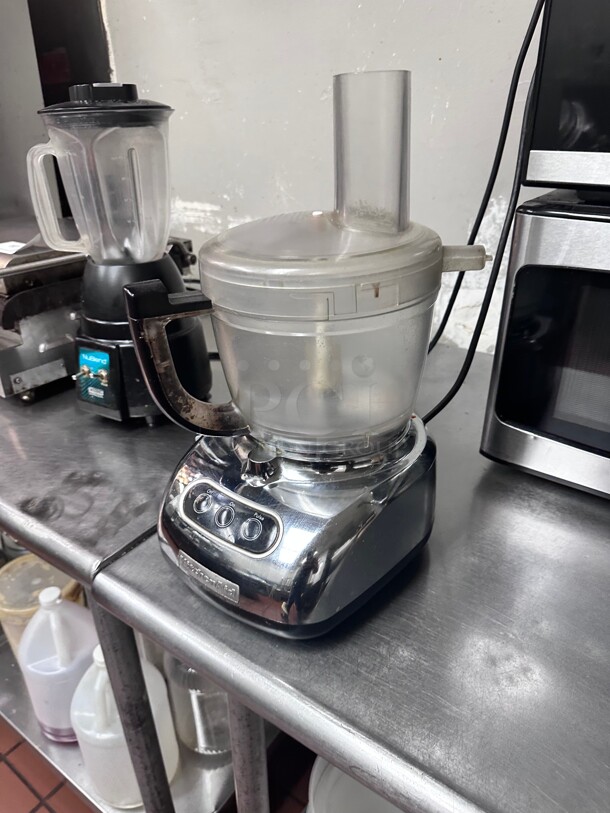 Working! KitchenAid KFP750CR0 9-Cup Food Processor with 4-Cup Mini Bowl Chrome NSF 115 Volt Tested and Working! - Image 3 of 9