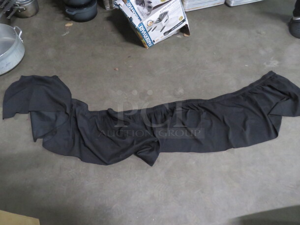 Black Table Skirt. 3XBID - Image 1 of 1