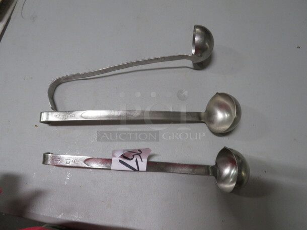 Stainless Steel Ladle. 3XBID