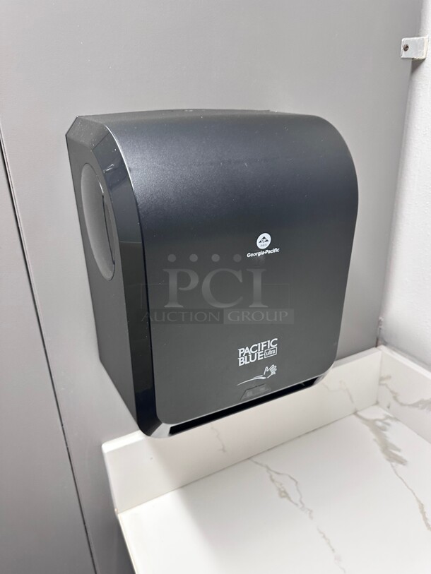 Clean! Pacific Blue Ultra Automatic Paper Towel Dispenser NSF  - Image 5 of 9