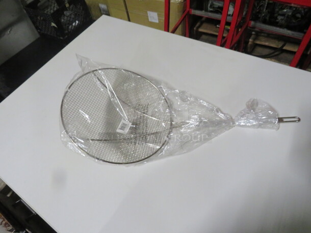 One NEW 12 Inch Round Wire Skimmer Basket.  - Image 1 of 1
