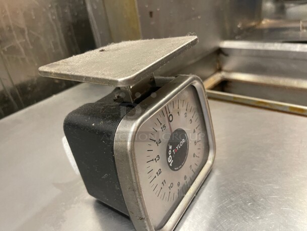 Nice! Taylor TP16 16 oz Commercial Compact Portion Scale NSF Tested and Working!  - Image 4 of 4
