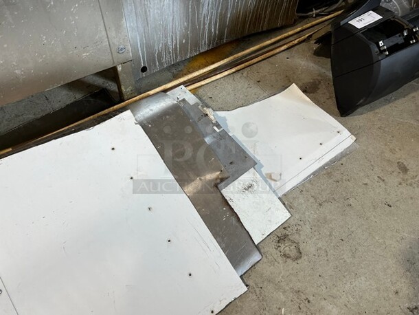 ALL ONE MONEY! Lot of Various Metal Pieces! Includes 32x24 - Image 4 of 6