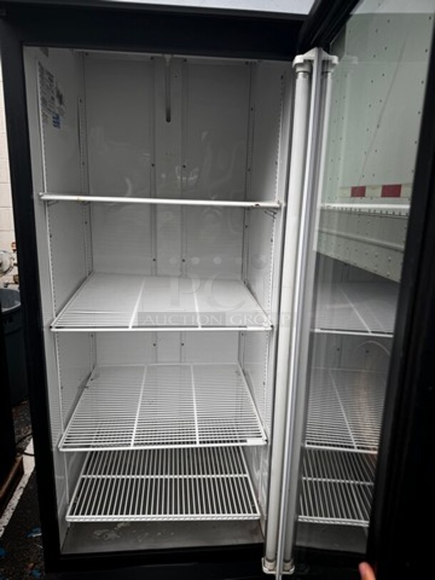 TRUE GDM-23 Single Door Merchandiser 115V  - Image 6 of 7