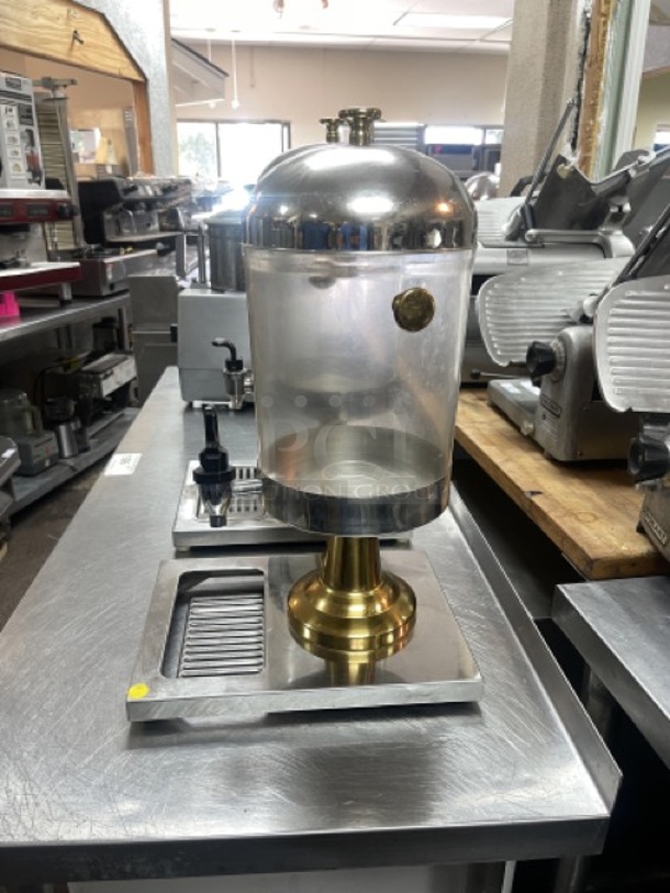 Beverage and Juice Dispenser  - Image 4 of 8