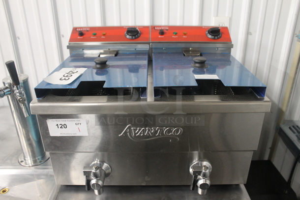 BRAND NEW SCRATCH AND DENT! Avantco 77F202 Stainless Steel Commercial Countertop Electric Powered 2 Well Fryer w/ 2 Metal Fry Baskets and 2 Lids. 208-240 Volts, 1 Phase. Tested and Working! - Image 1 of 8