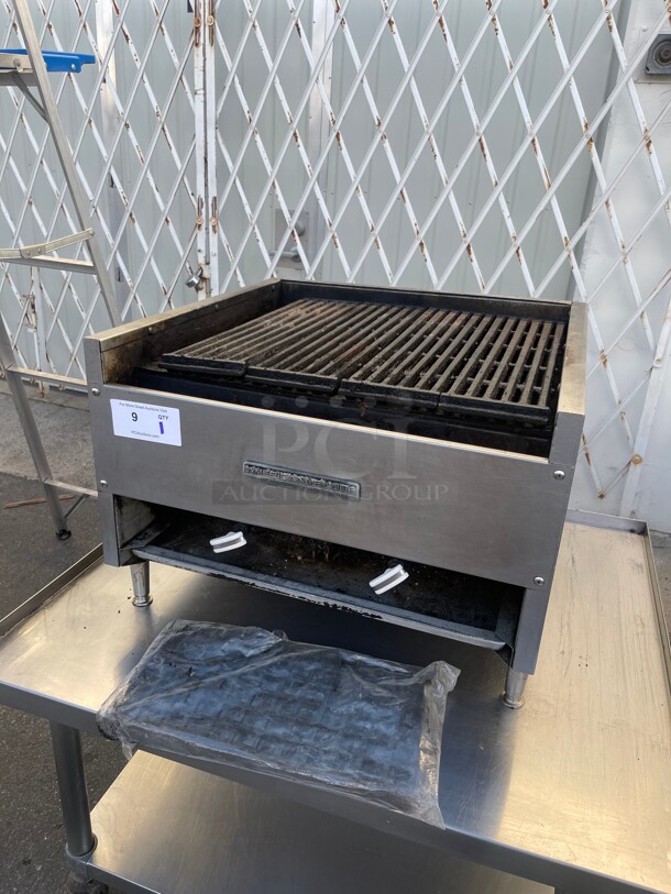 Nice! American Range Commercial Char broiler Natural Gas NSF Tested and Working! 24x24x18 - Image 1 of 8