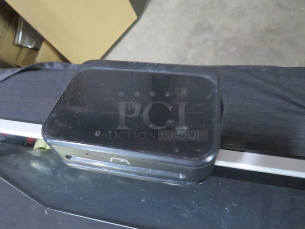 One Toast All In One POS System With Credit Card Reader On A Stand. S/N # 1501201K40102. - Image 3 of 4