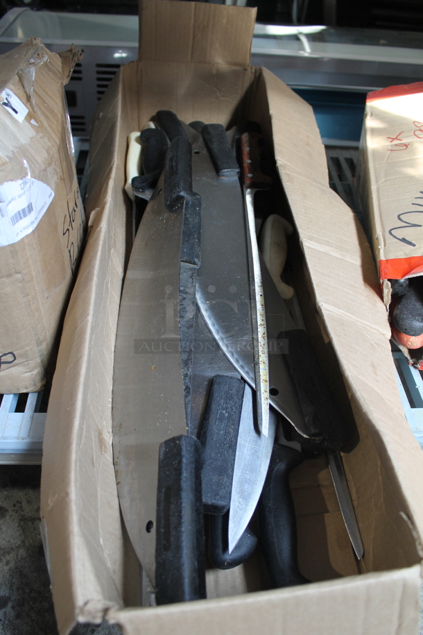 30 SHARPENED Stainless Steel Knives Including Rocking and Filleting. 30 Times Your Bid! - Image 1 of 2