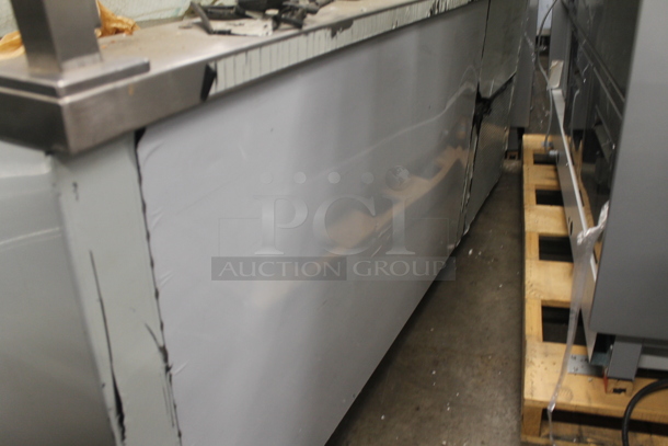 BRAND NEW SCRATCH AND DENT! Stainless Steel Commercial Ice Buffet Station.  - Image 7 of 7