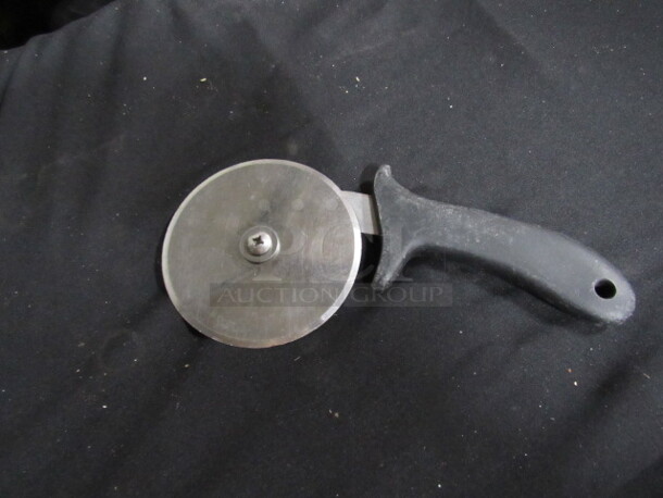 Pizza Cutter. 3XBID