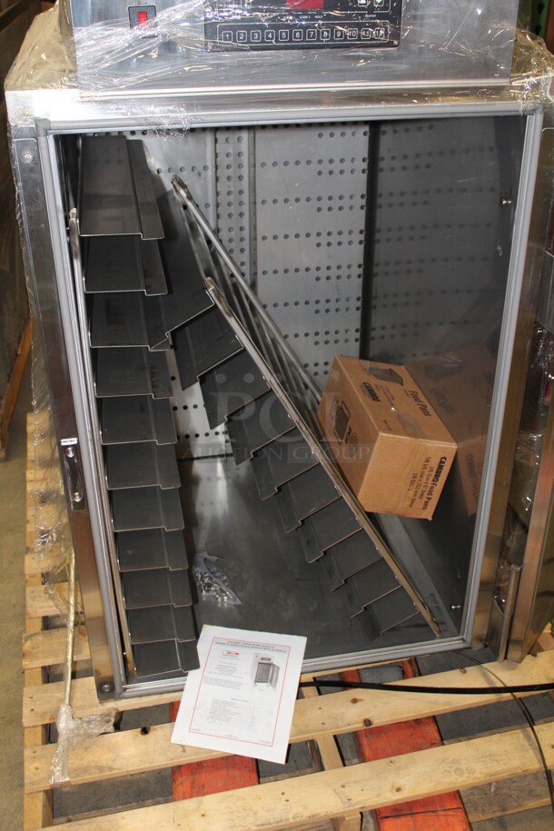 FANTASTIC! Carter Hoffman Model RTH Commercial Stainless Steel Half Size Holding/Warming Cabinet. 31.5x40.5x61.5. 120V/60Hz.  Working When Pulled!   - Image 2 of 7