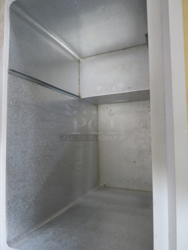 One WORKING Danby Chest Freezer. 115 Volt. Model# DCF550W. 32.5X22X32 - Image 2 of 2