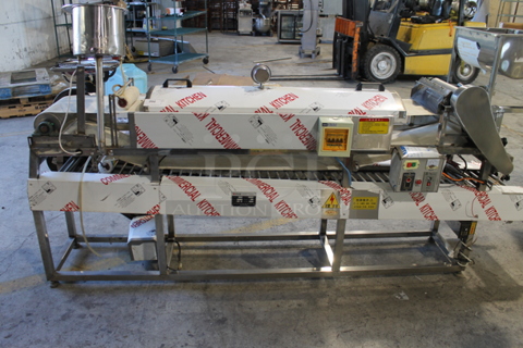 JM-500 Stainless Steel Commercial Floor Style Conveyor Liquid Filling Machine w/ Steam Chamber for Bao Bun Dumplings. 110-220 Volts. 