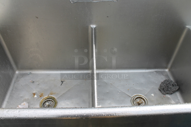 Stainless Steel Commercial 2 Bay Sink w/ Faucet, Handles and Dual Drain Boards. - Image 3 of 3